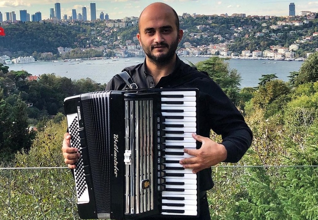 YENİ ONLİNE AKORDEON ve PANDURU DERS