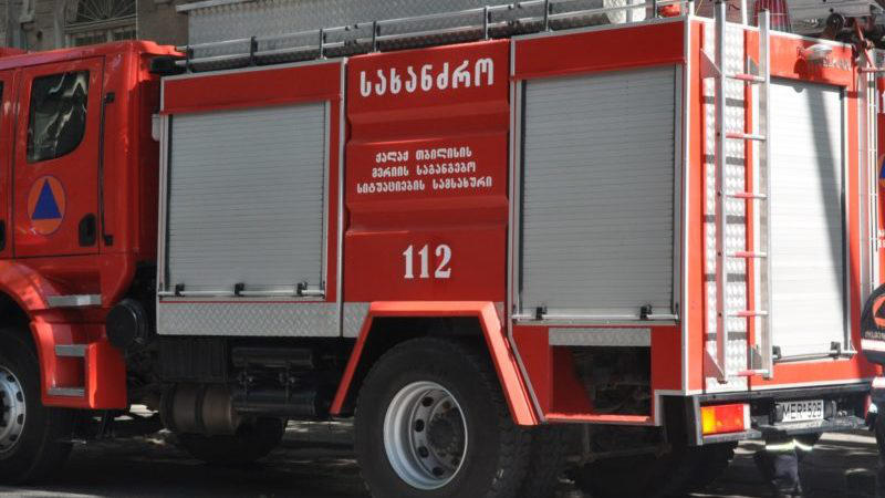 Gürcistan, Türkiye'ye yardım için itfaiye araçları ve ekipleri gönderiyor