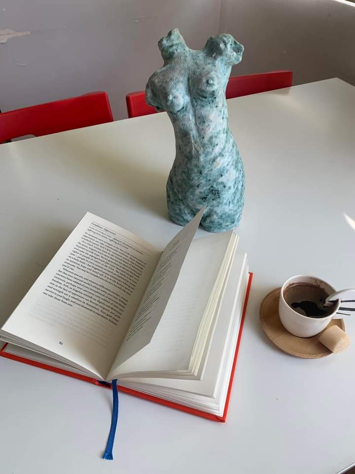 MAYA ANGELOU/ HER ŞEYE RAĞMEN YÜKSELİYORUM Çeviri: Neşe Yaşın
