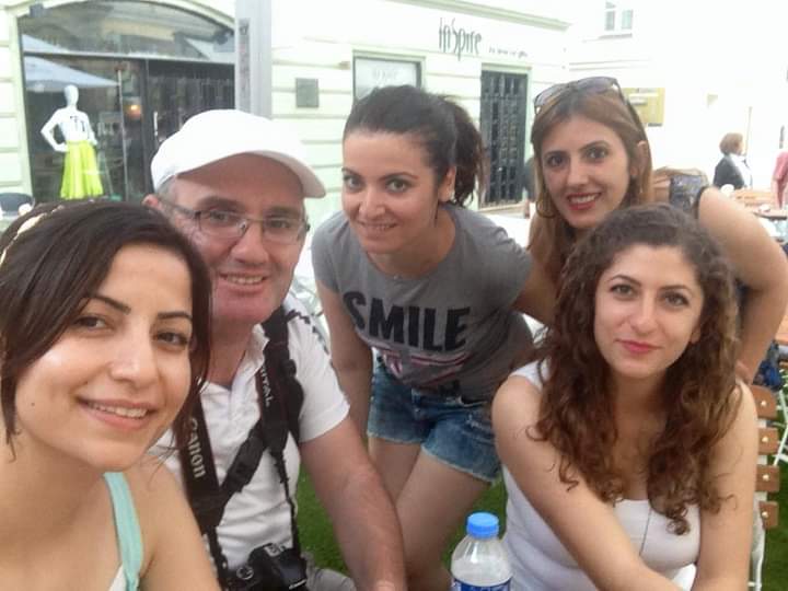 Adem Fidan: KOLAY PARA