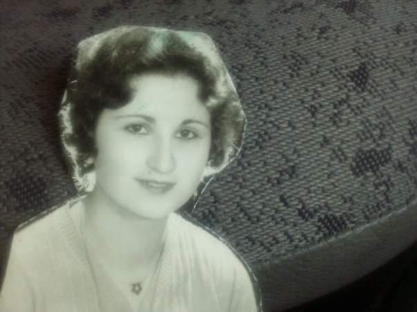 Hasibe Özkan 62. yaşgününde, özyaşam öyküsünden renkli kesitler paylaştı