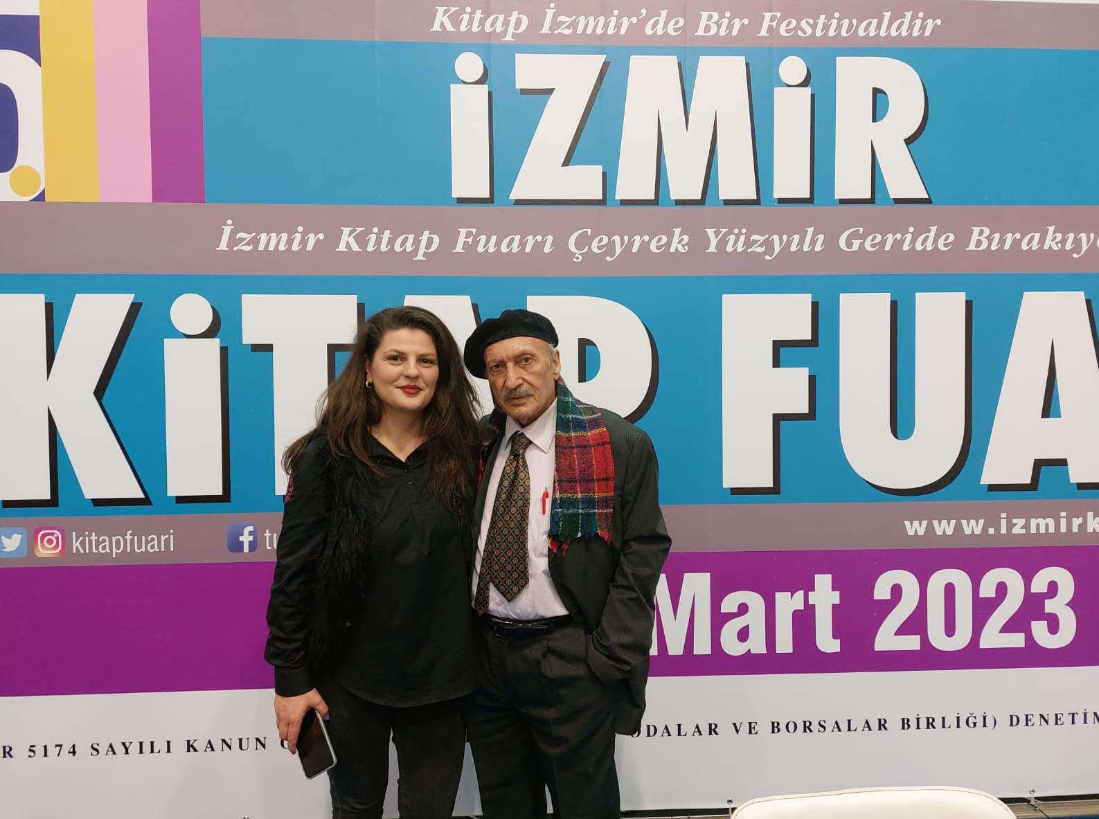 Nina Kopilova Şahin: ვეისელ ჩოლაქი პოეტური აზროვნებითა და მანერებით კარგად აღჭურვილი პოეტია