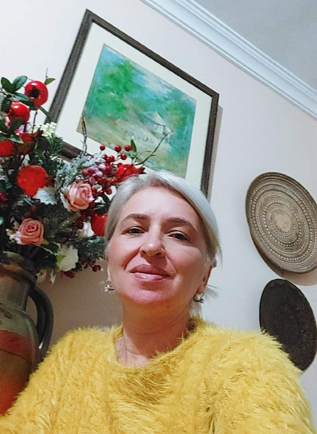 მზია სალვარიძე: როგორიც გარეგნულად ვᲩანვარ …