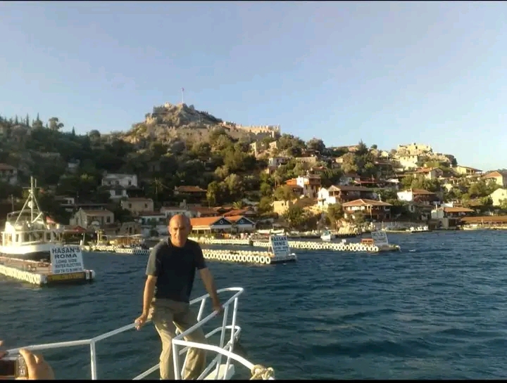 Birol Üstündağ: Sümerler,yalnızca kendileridir