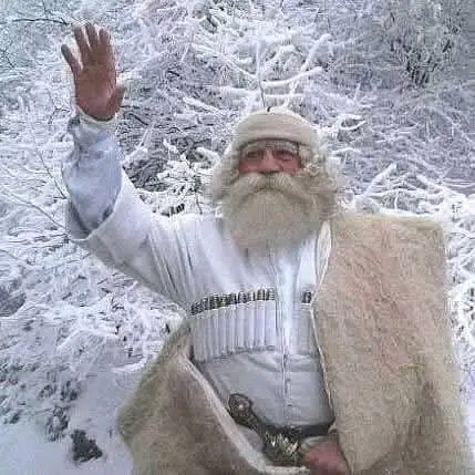 Maka Salia: საახალწლო (მი)ლოცვა