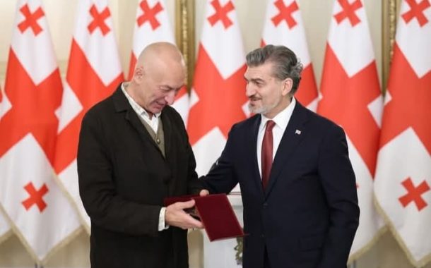Fehmi Uzal Ustiaşvili: Gürcistan kültür sanat alanında üstün başarı Devlet Ödülü Dato Mağradze'nin!