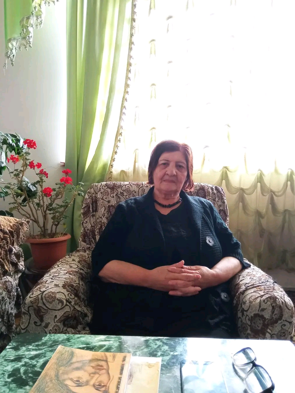 გენრიეტა ქუთათელაძე:  ახლაც გოლგოთის გზას მიუყვებიან