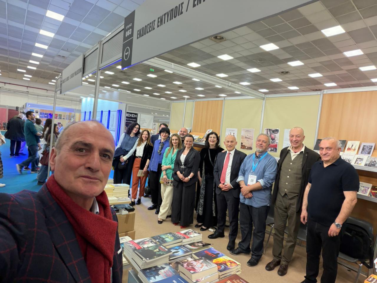 Fehmi Uzal Ustiaşvili: Dato Mağradze ile Selanik uluslararası kitap fuarında