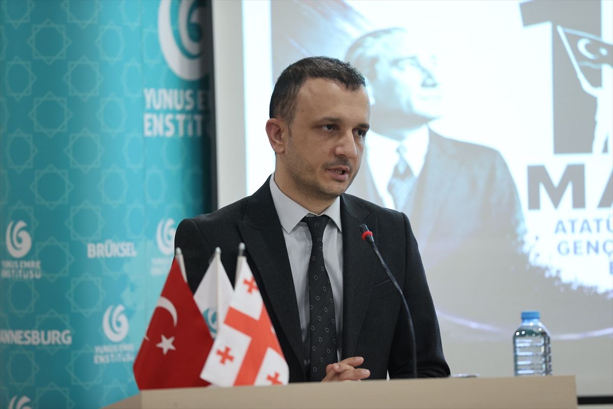 Türkçenin Gürcistan'daki elçileri: Kadın Türkologlar