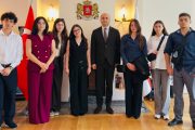 İstanbul'da bulunan Gürcü genç delegeler, Başkonsolos Aleksandre Jishkariani ile bir araya geldi
