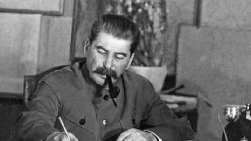 Stalin neden Çar'ın ailesini yok etme yönünde oy vermedi?